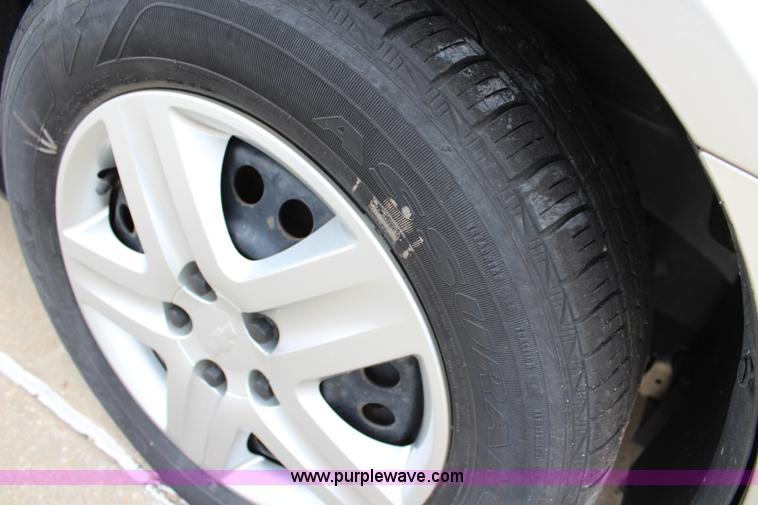 image for item J5782 2008 Chevrolet Impala LS