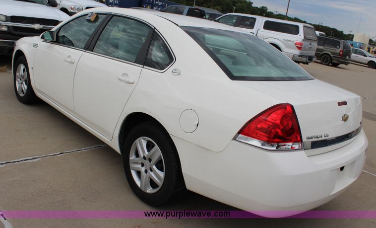 image for item J5786 2008 Chevrolet Impala LS
