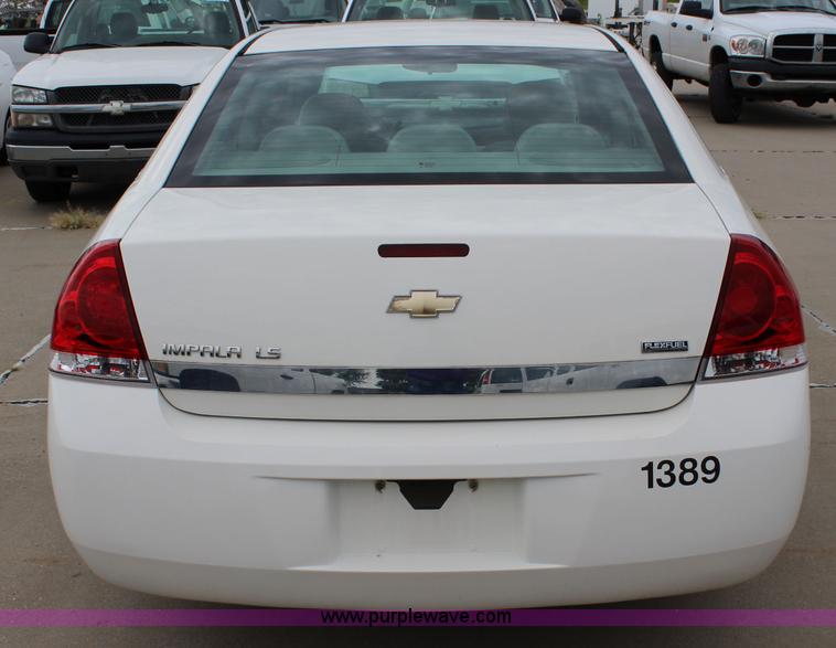 image for item J5786 2008 Chevrolet Impala LS