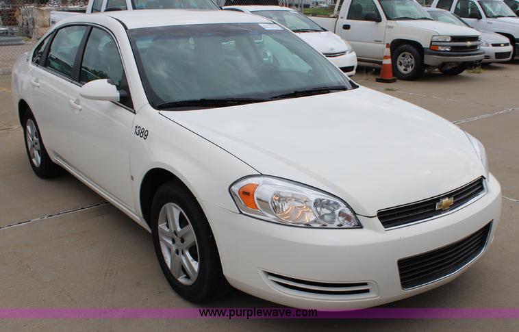image for item J5786 2008 Chevrolet Impala LS