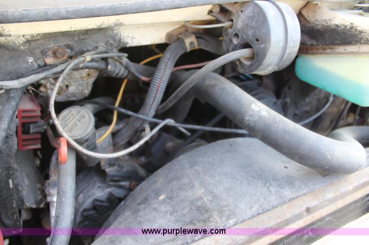 image for item J5831 1981 Chevrolet G30 RV