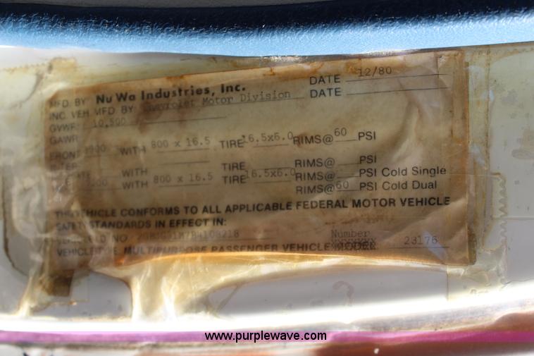 image for item J5831 1981 Chevrolet G30 RV