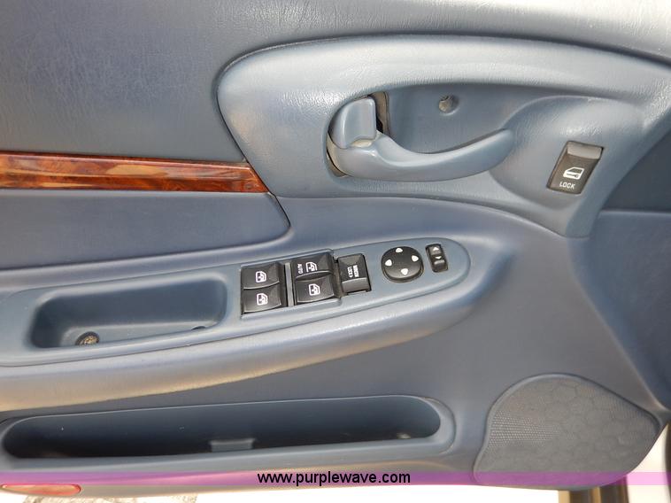 image for item J6454 2001 Chevrolet Impala