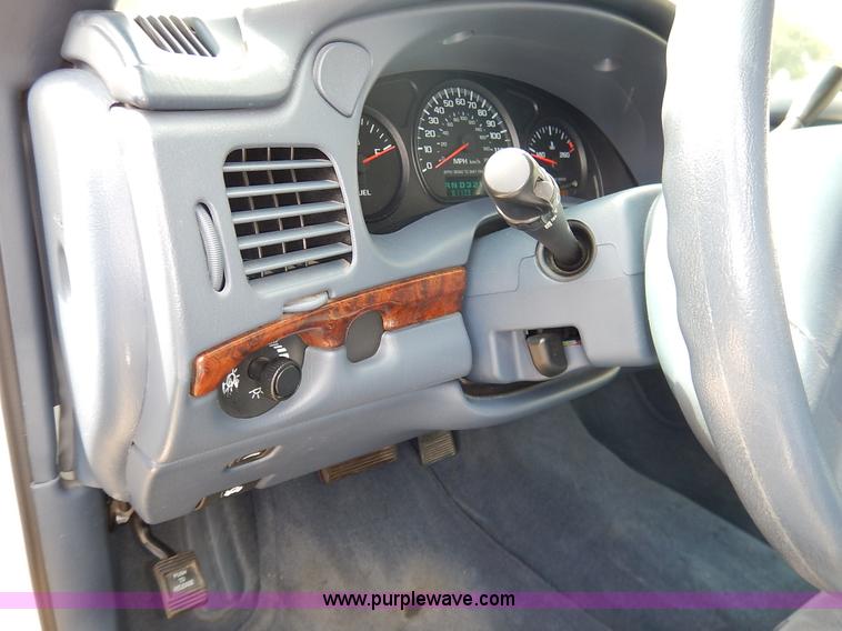 image for item J6454 2001 Chevrolet Impala