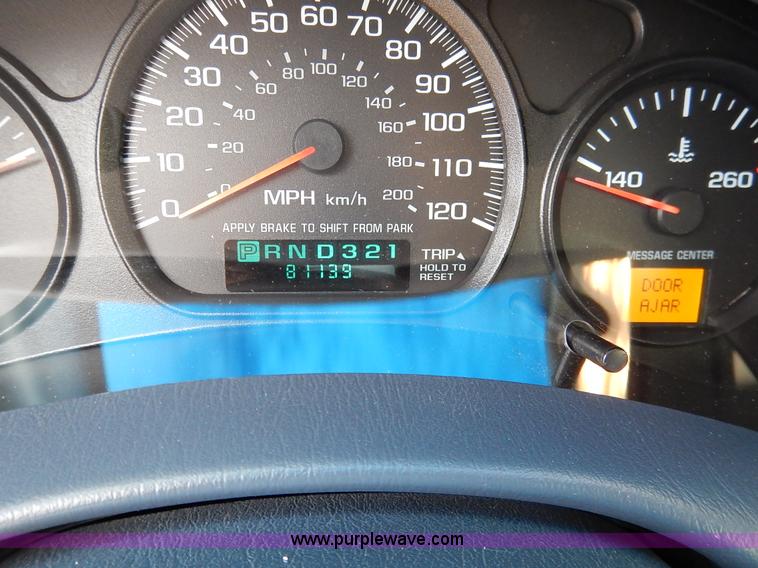 image for item J6454 2001 Chevrolet Impala