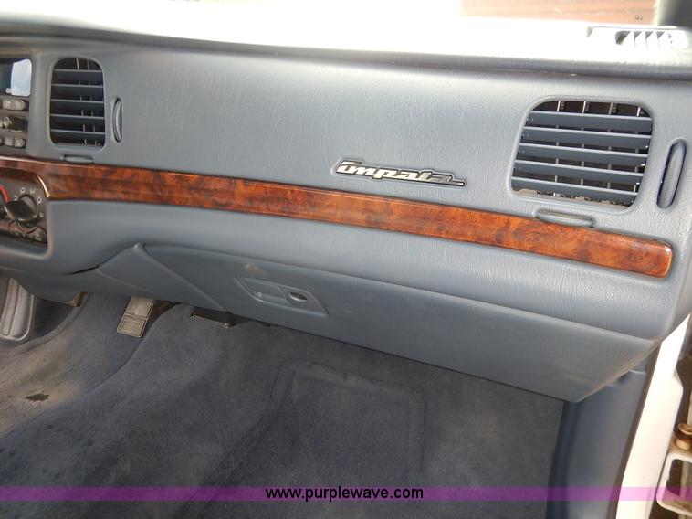 image for item J6454 2001 Chevrolet Impala