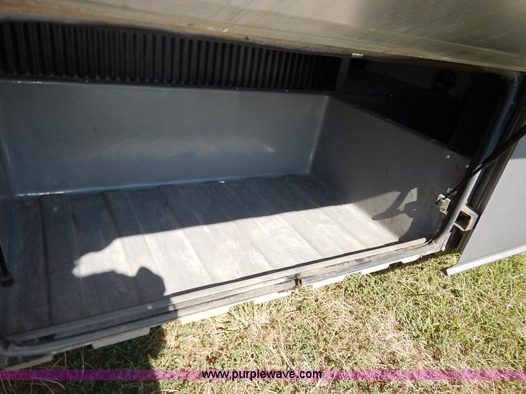 image for item J6474 1995 Fleetwood Pace Arrow RV