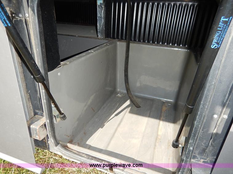 image for item J6474 1995 Fleetwood Pace Arrow RV