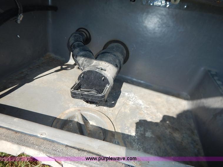 image for item J6474 1995 Fleetwood Pace Arrow RV