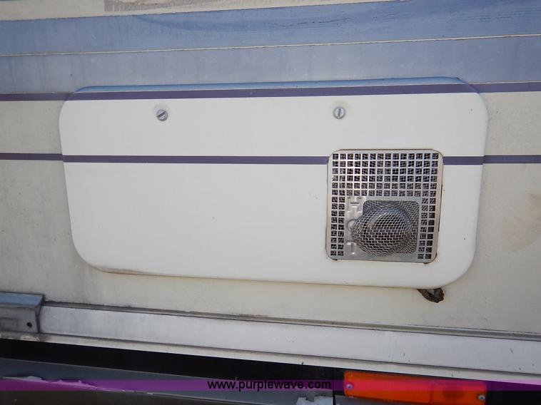 image for item J6474 1995 Fleetwood Pace Arrow RV