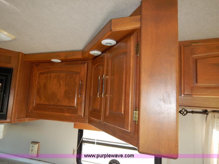 image for item J6474 1995 Fleetwood Pace Arrow RV