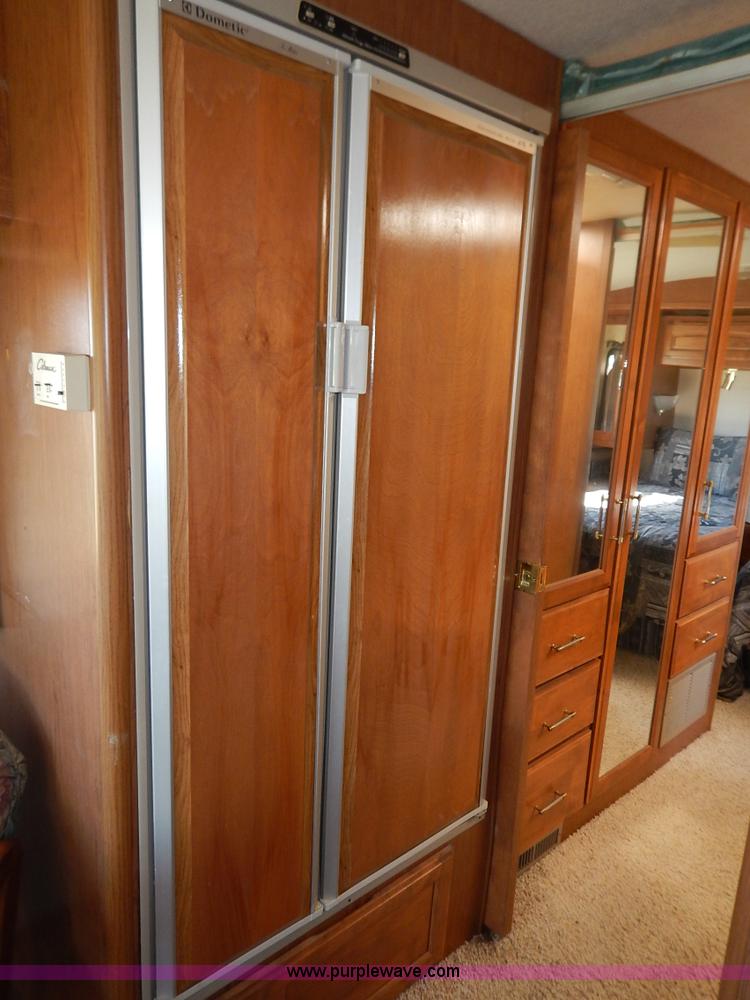 image for item J6474 1995 Fleetwood Pace Arrow RV