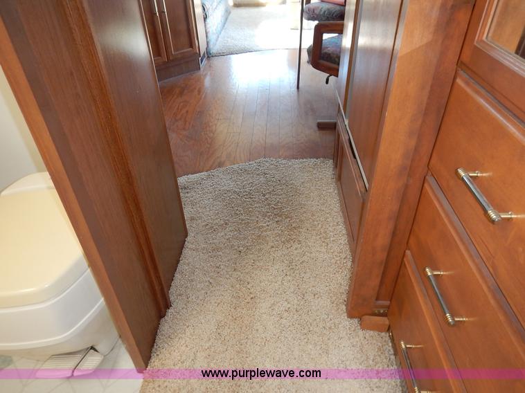 image for item J6474 1995 Fleetwood Pace Arrow RV