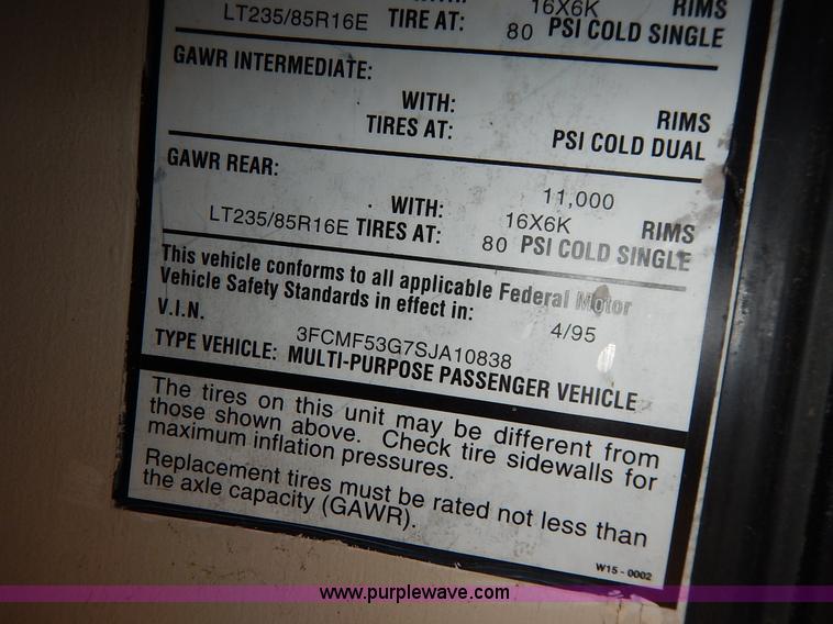 image for item J6474 1995 Fleetwood Pace Arrow RV