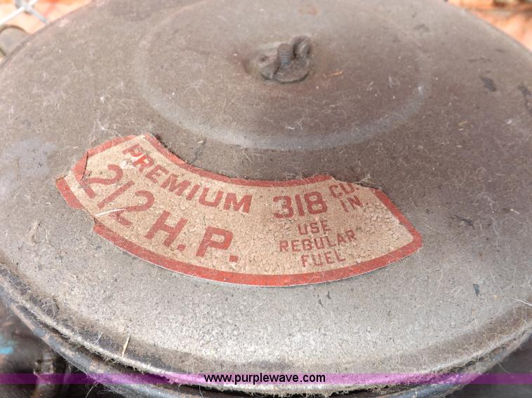 image for item J6862 1971 Dodge D40 truck cab and chassis