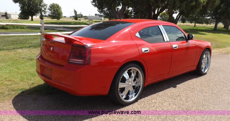 image for item J6865 2008 Dodge Charger SE