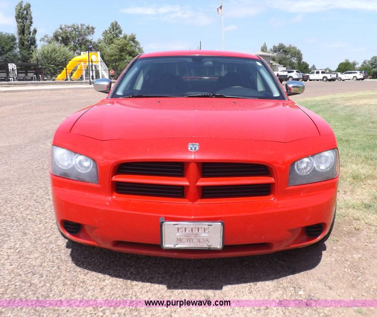 image for item J6865 2008 Dodge Charger SE