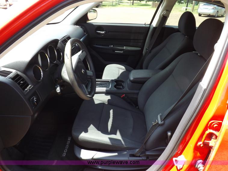 image for item J6865 2008 Dodge Charger SE