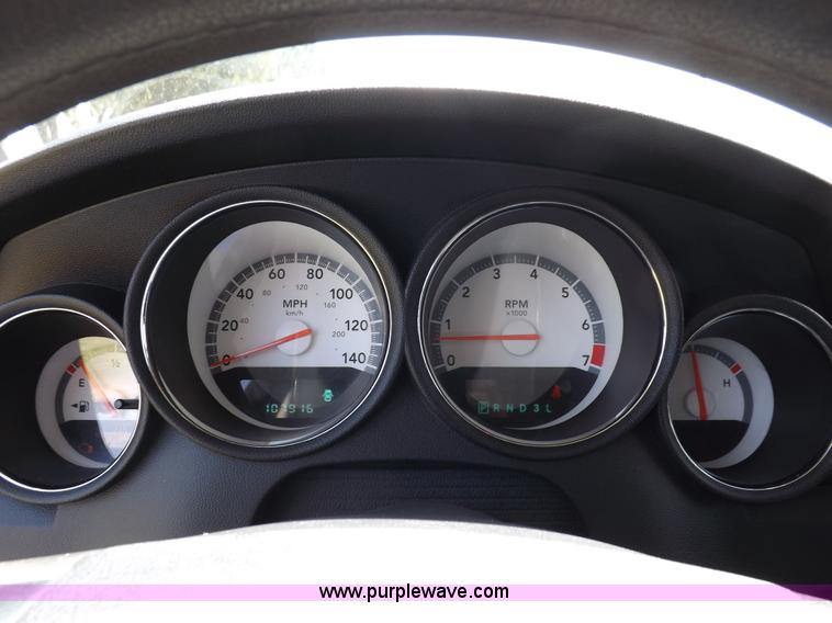 image for item J6865 2008 Dodge Charger SE