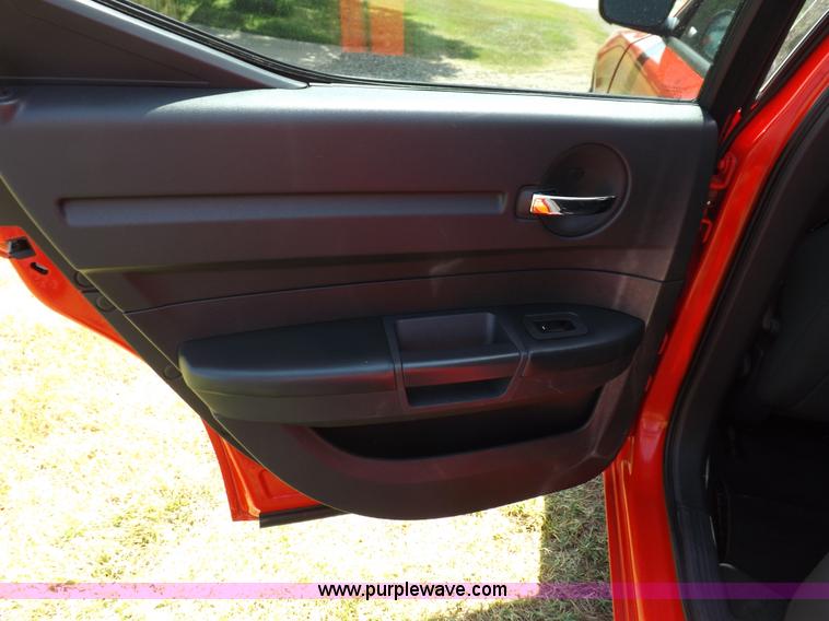 image for item J6865 2008 Dodge Charger SE