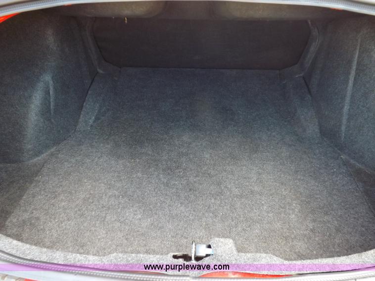 image for item J6865 2008 Dodge Charger SE