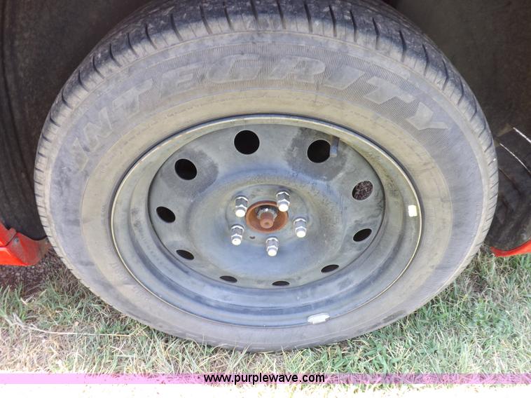 image for item J6865 2008 Dodge Charger SE