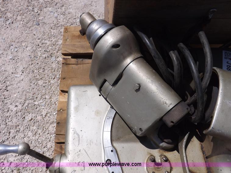 image for item J6873 Black & Decker valve grinder and seat grinder