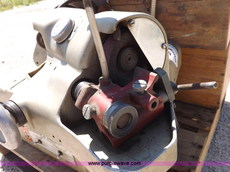 image for item J6873 Black & Decker valve grinder and seat grinder