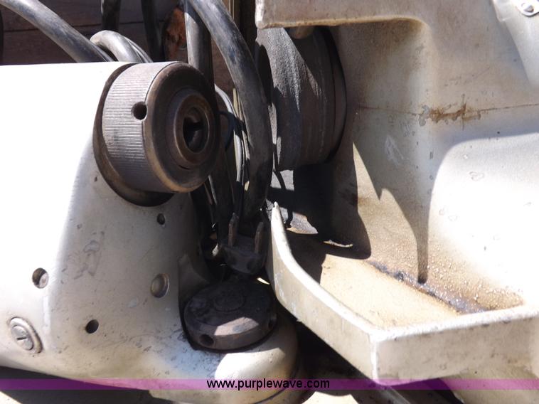 image for item J6873 Black & Decker valve grinder and seat grinder