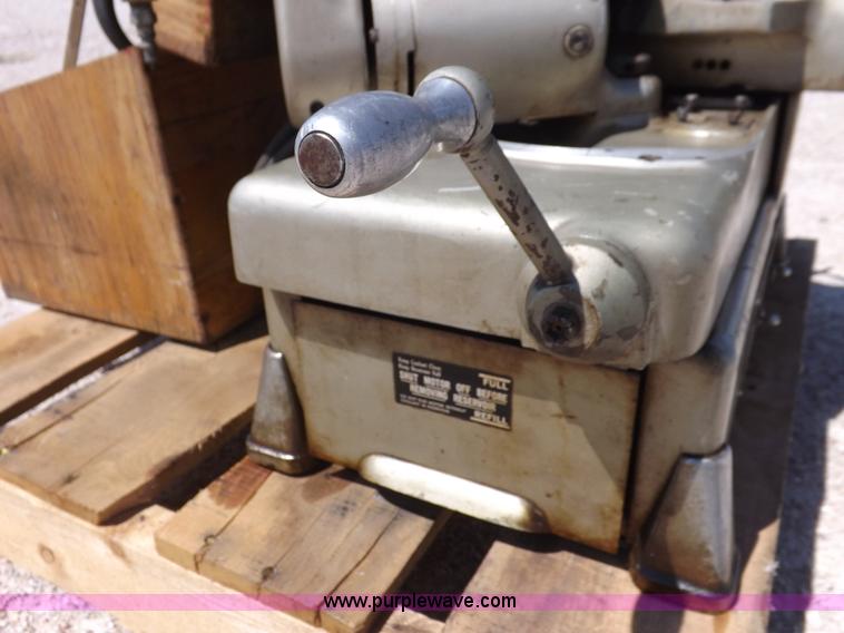 image for item J6873 Black & Decker valve grinder and seat grinder