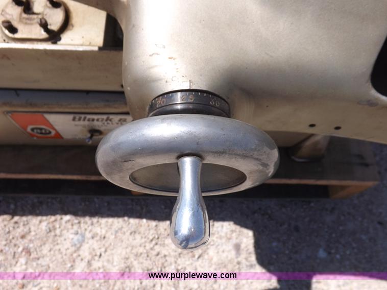 image for item J6873 Black & Decker valve grinder and seat grinder