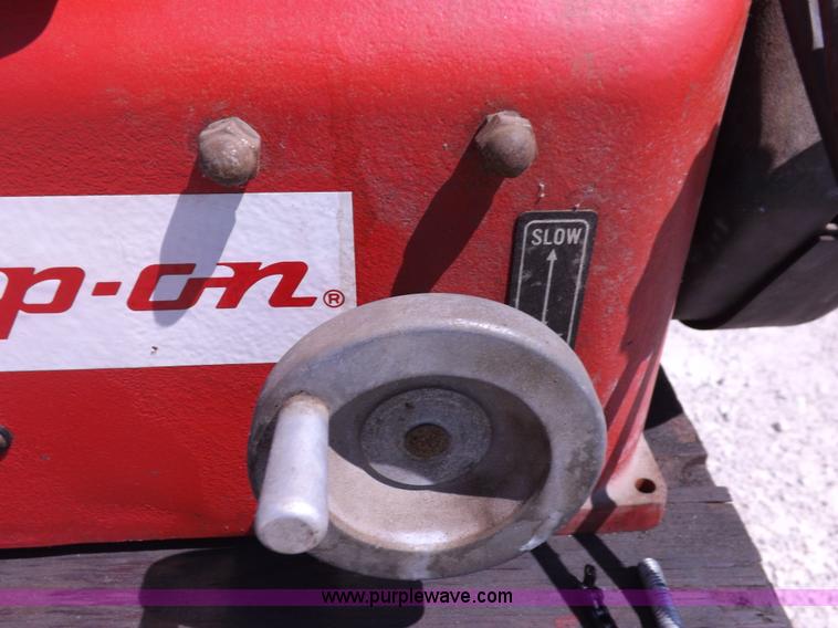 image for item J6874 Snap-On-Kwik Way brake rotor and drum lathe