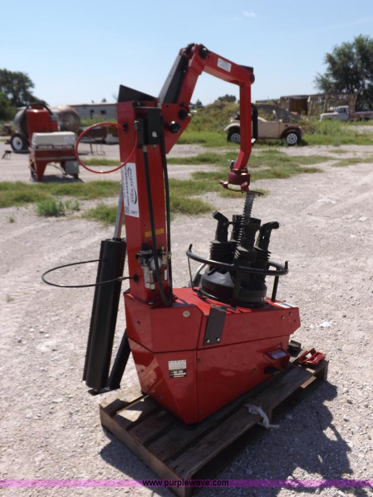 image for item J6877 Hunter rim clamp tire machine