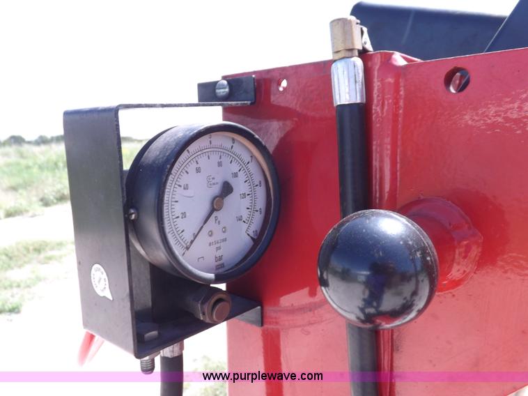 image for item J6877 Hunter rim clamp tire machine