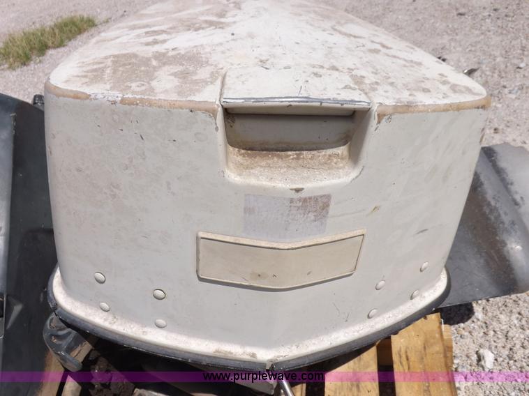 image for item J6879 Johnson 85ESL71 outboard motor