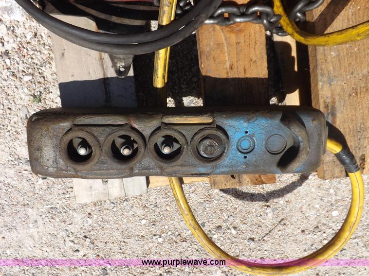 image for item J6880 Yale overhead chain hoist