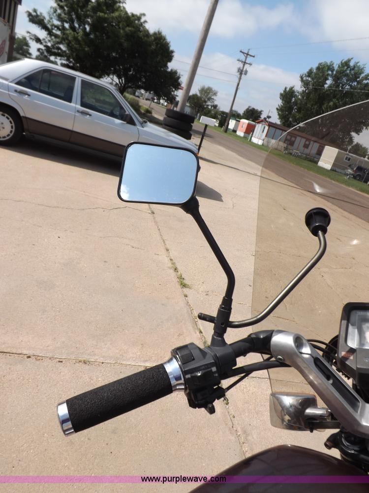 image for item J6882 1982 Yamaha Virago XV920 motorcycle