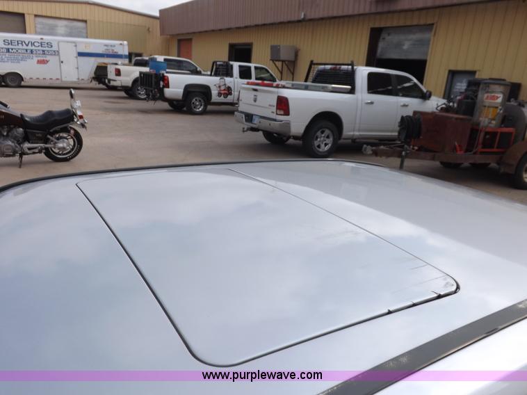 image for item J6883 1984 Mercedes Benz 190E