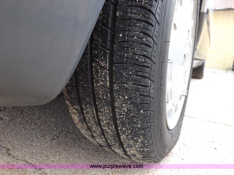 image for item J6883 1984 Mercedes Benz 190E