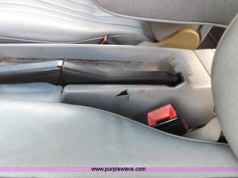 image for item J6883 1984 Mercedes Benz 190E