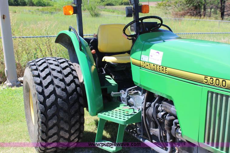 image for item K1037 1994 John Deere 5300 tractor