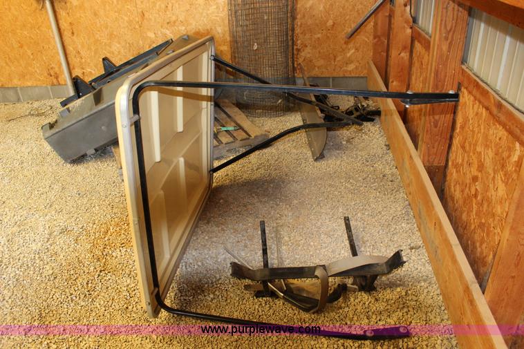 image for item K1042 Golf cart canopy