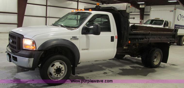 image for item K6316 2007 Ford F450 Super Duty XL flatbed truck