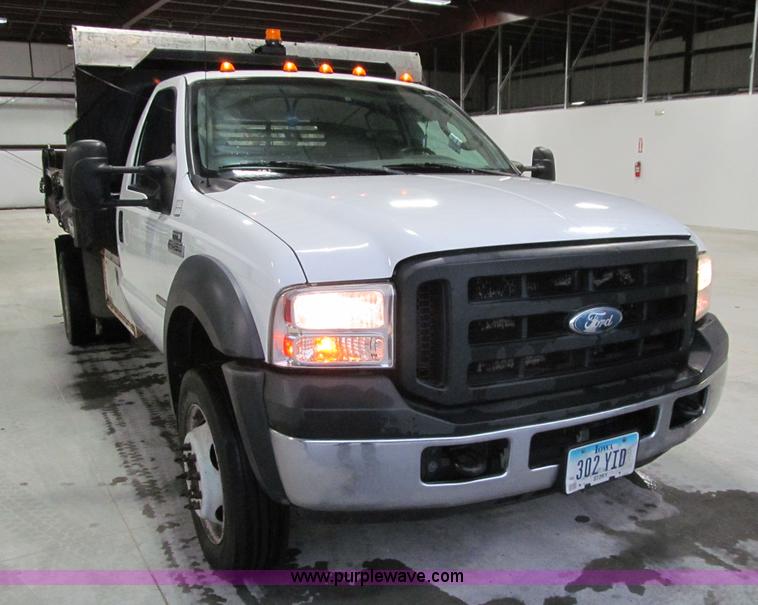 image for item K6316 2007 Ford F450 Super Duty XL flatbed truck