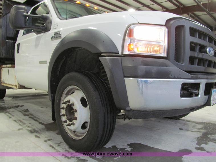 image for item K6316 2007 Ford F450 Super Duty XL flatbed truck