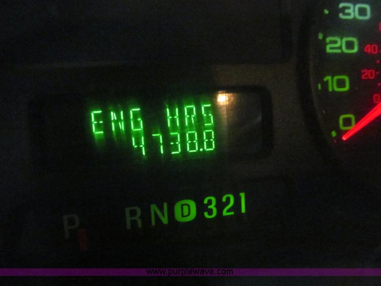 image for item K6316 2007 Ford F450 Super Duty XL flatbed truck