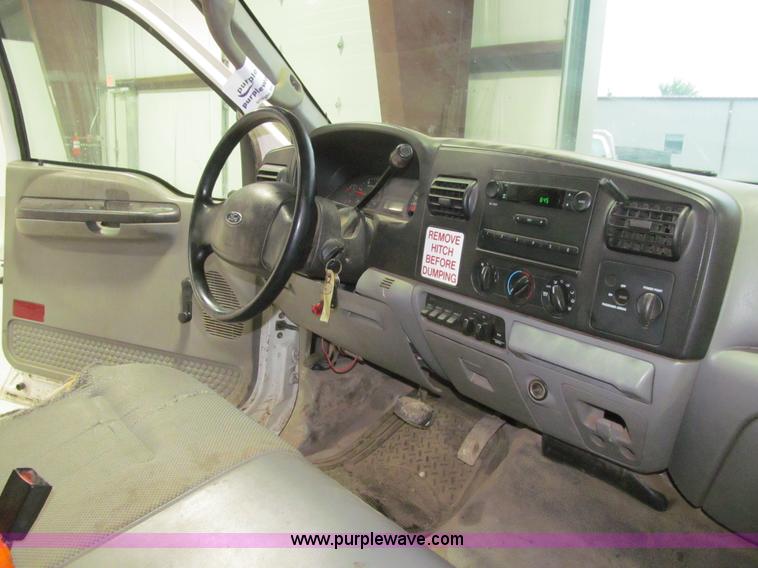 image for item K6316 2007 Ford F450 Super Duty XL flatbed truck