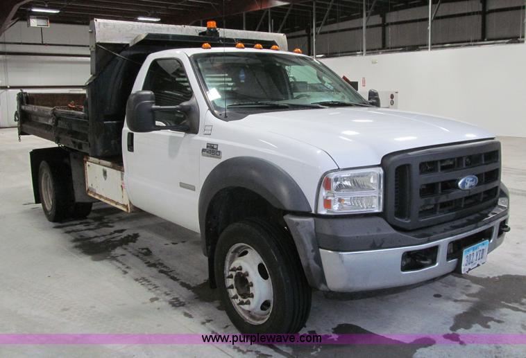 image for item K6316 2007 Ford F450 Super Duty XL flatbed truck