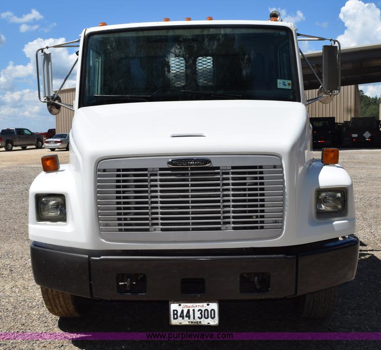 image for item L5779 1997 Freightliner FL70 flatbed truck