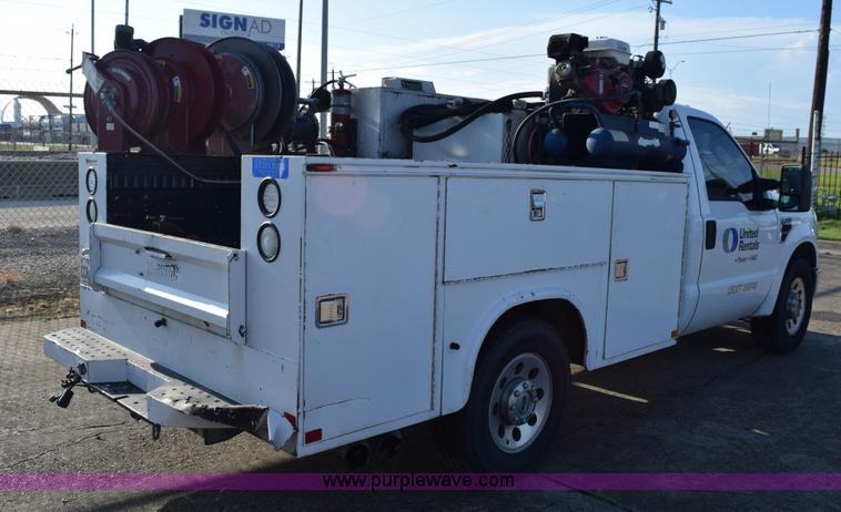 image for item L5780 2008 Ford F350 Super Duty service truck